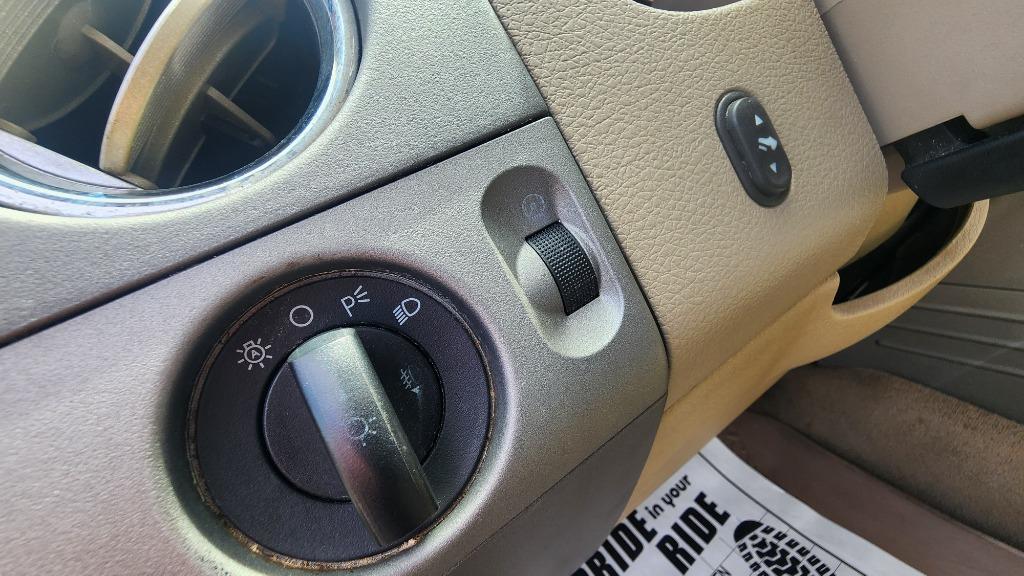 2004 Ford F-150 Lariat - Photo 35