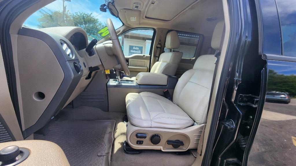 2004 Ford F-150 Lariat - Photo 18