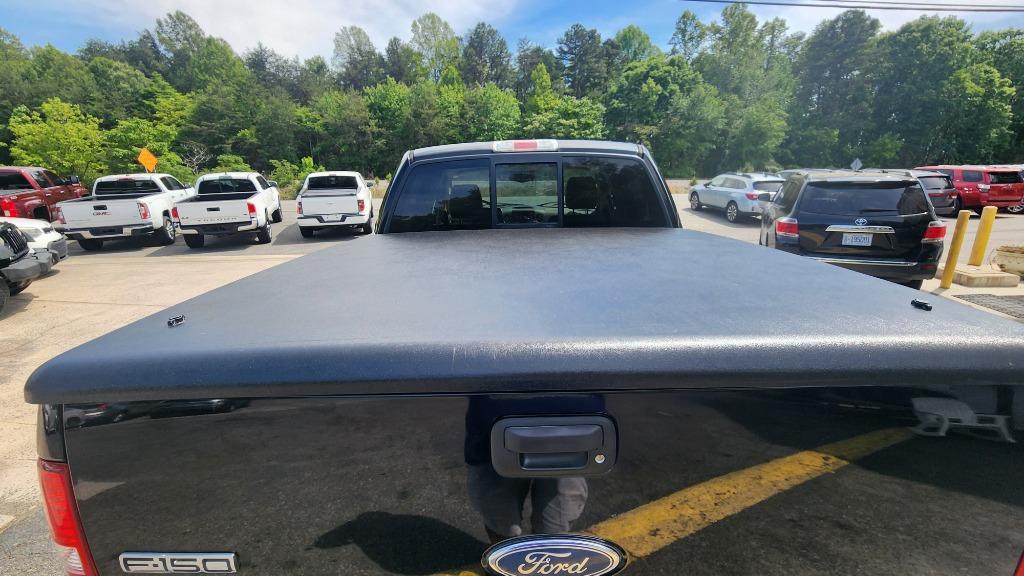 2004 Ford F-150 Lariat - Photo 16