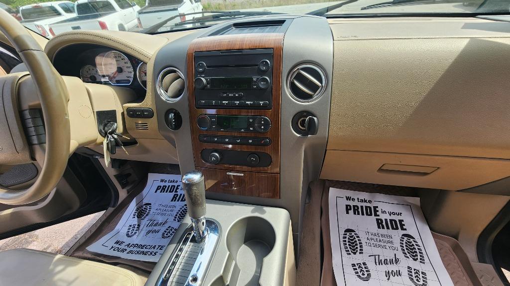 2004 Ford F-150 Lariat - Photo 24