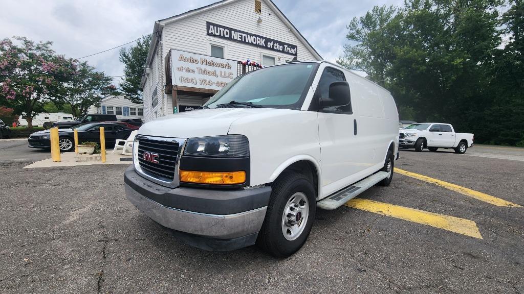 2020 GMC Savana Cargo