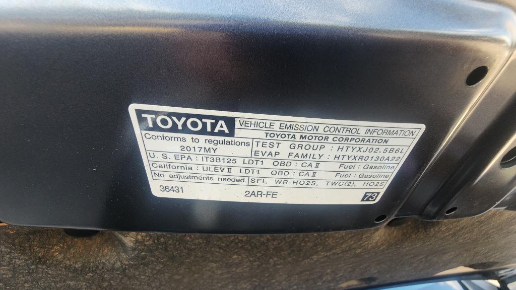 2017 Toyota RAV4 SE - Photo 50