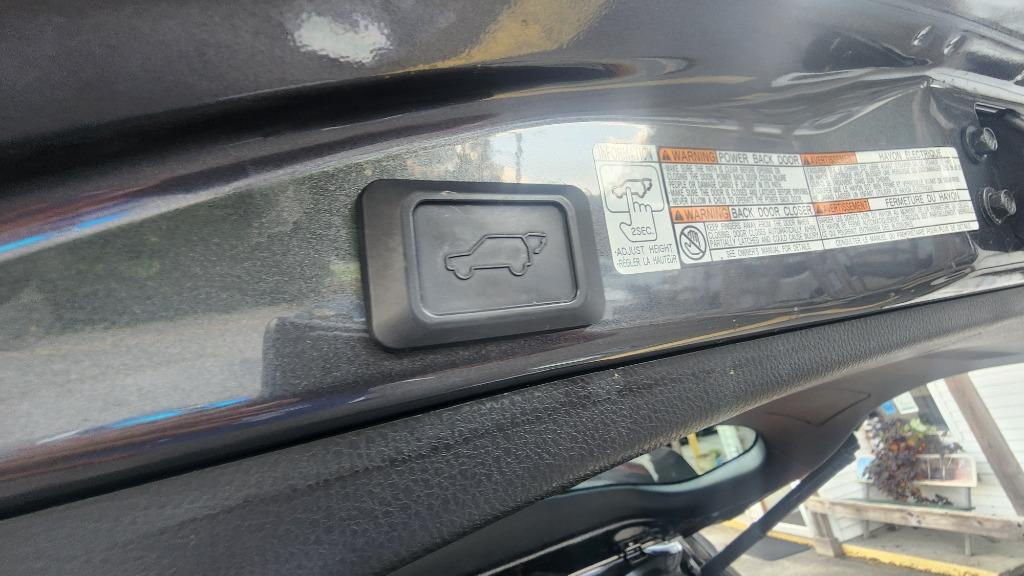 2017 Toyota RAV4 SE - Photo 37