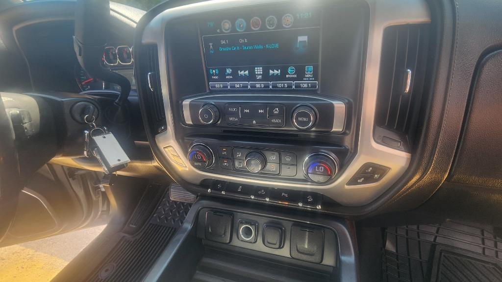 2017 GMC Sierra 1500 SLT - Photo 33