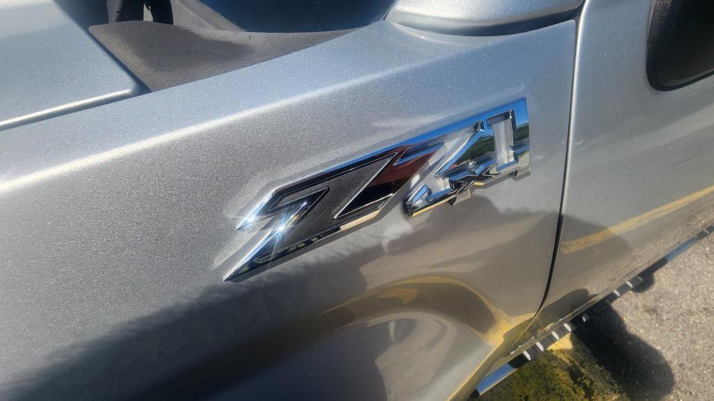 2017 GMC Sierra 1500 SLT - Photo 10