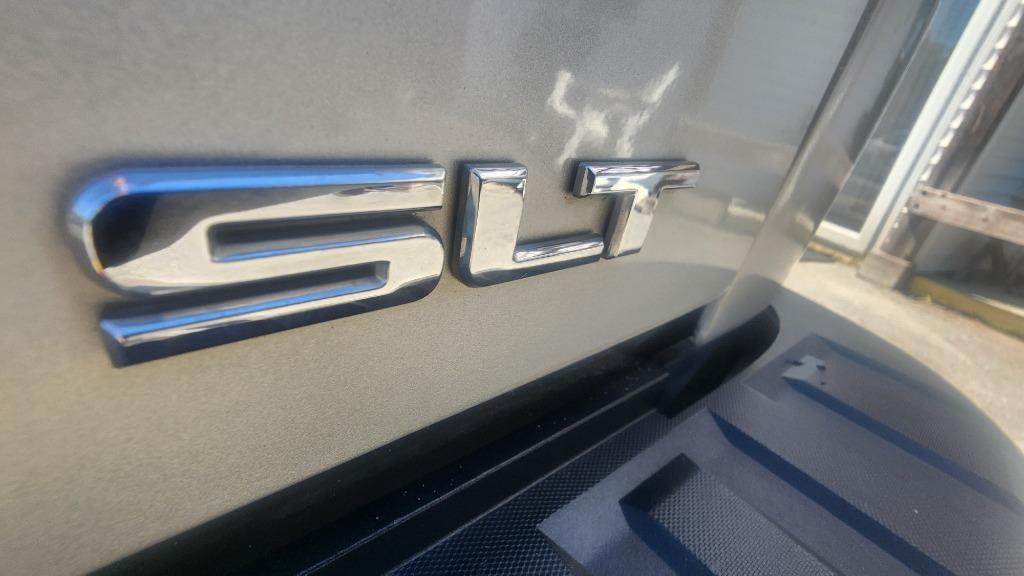 2017 GMC Sierra 1500 SLT - Photo 18