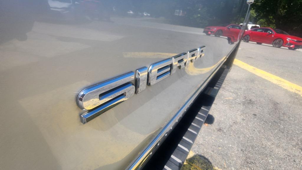 2017 GMC Sierra 1500 SLT - Photo 11
